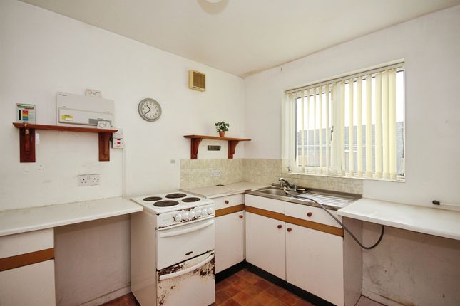10, Narberth Way, Coventry photo 4