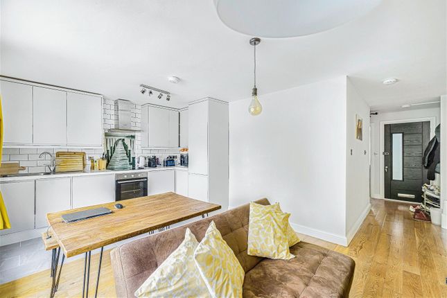Flat for sale in Highfield Hill, Upper Norwood