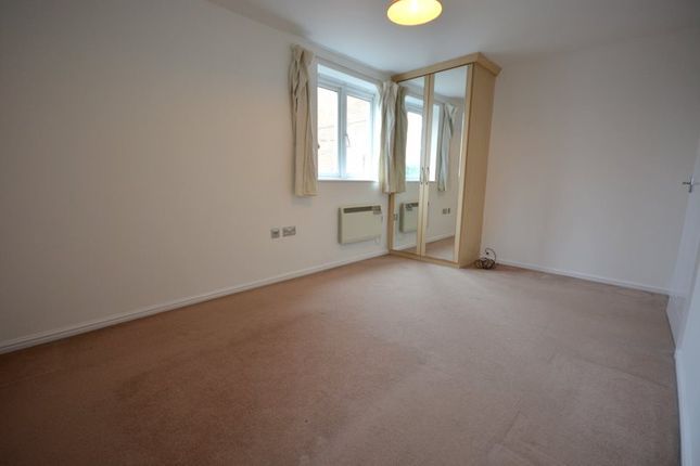 13 Claremont Court, North Farm Road, Tunbridge Wells photo 4