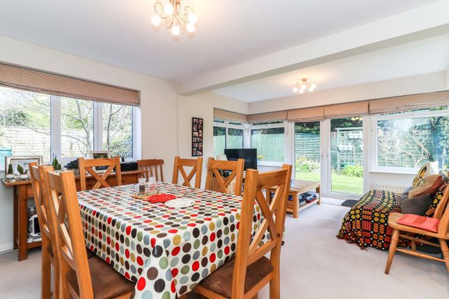 3, Eastergate, Buckinghamshire photo 3