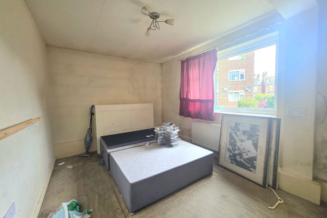 Flat 1, 9, College Avenue, Harrow photo 3