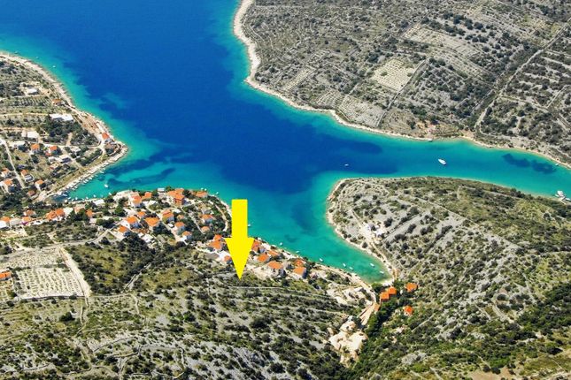 Thumbnail Land for sale in Sevid - Fantastic Building Plot 1.456 Sqm With Permit For Villa, Sevid, Croatia