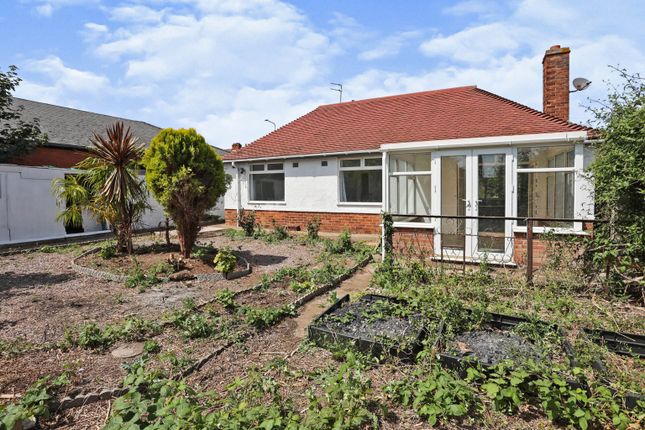 Bungalow for sale in Dysart Road, Grantham