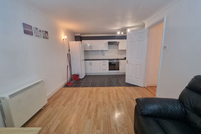 281, Tollgate Road, London photo 4