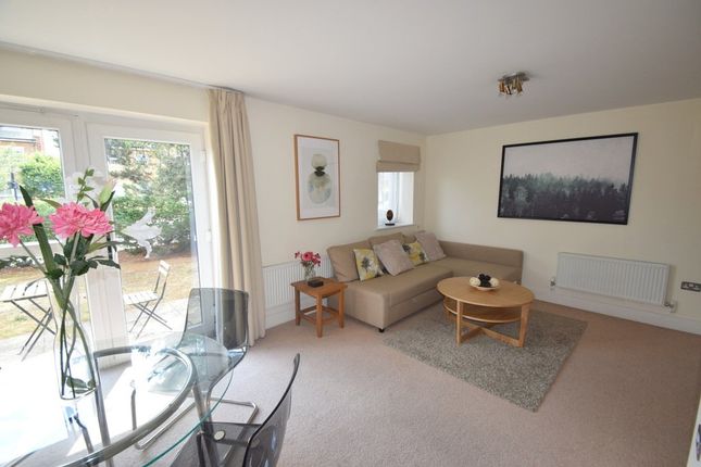 Flat to rent in Pavilions, Clarence Road, Windsor, Berkshire