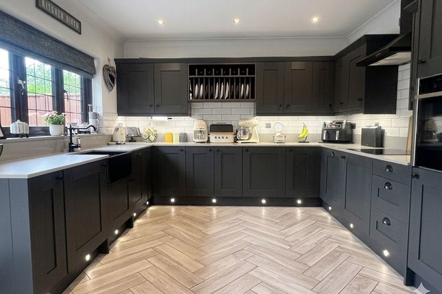 21, Parc Bwtri Mawr, Ammanford photo 2