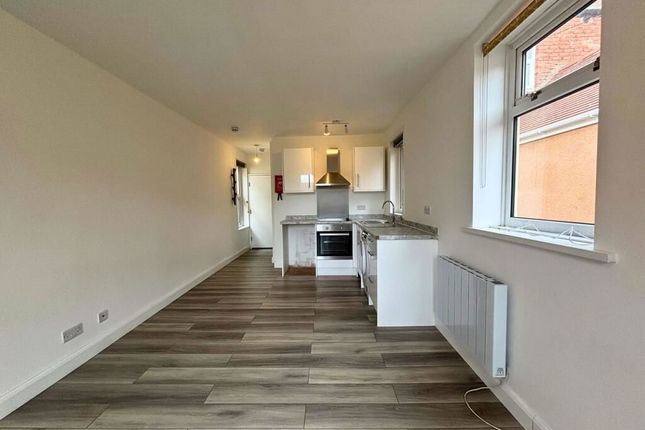 Flat 2 - 26, Morton Road, Exmouth photo 2