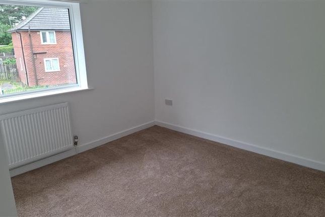 58, Meliden Crescent, Manchester photo 4
