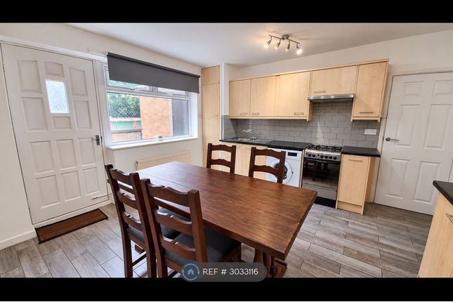 Foxcroft Way, Leeds photo 4