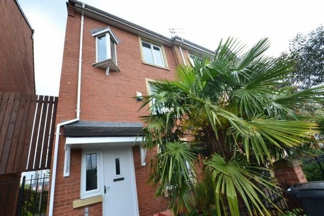 4 Bedroom Town House For Rent