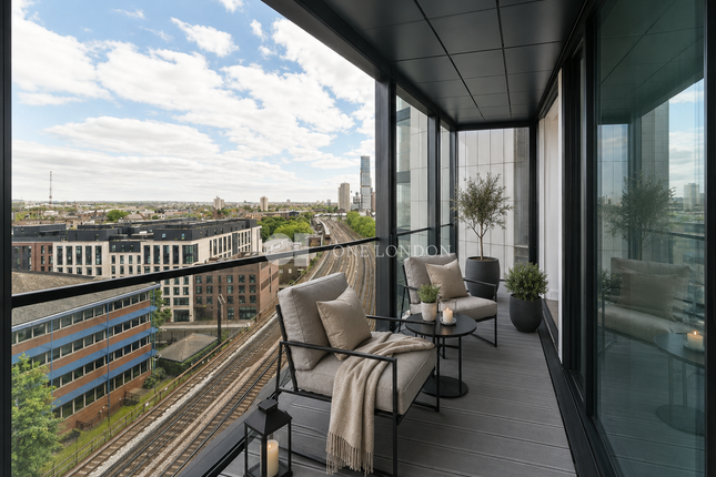 The Dumont, Albert Embankment, London photo 3