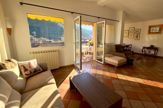 Terraced house for sale in Via Vigliani, Dolceacqua, Imperia, Liguria, Italy