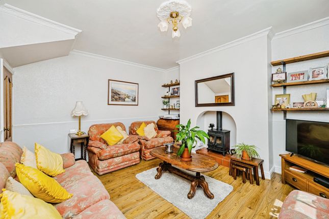 Abernathan House, Heol Laethog, Bridgend photo 4