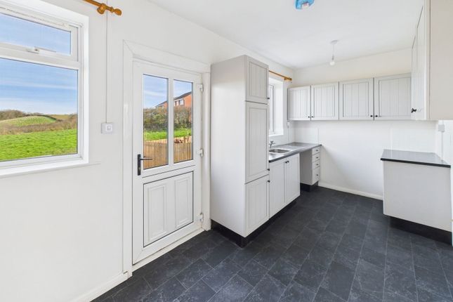 76, St. Peters Road, Whitby photo 2