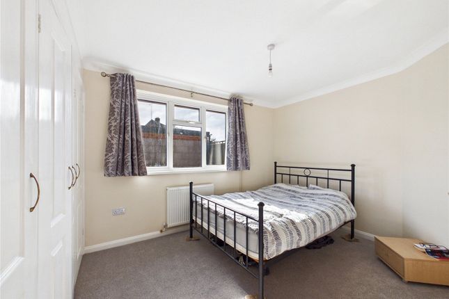 16, Park Lane, Ipswich photo 3