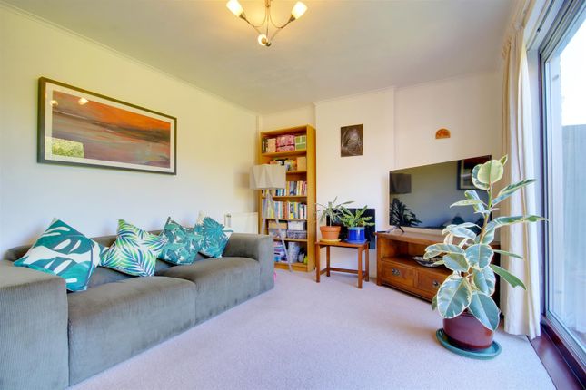 27, Tennyson Avenue, St. Ives photo 4