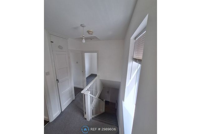 Blackthorne Close, Dudley photo 2