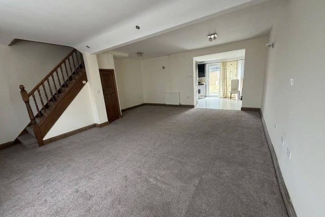 Tudor Road, HAYES photo 3