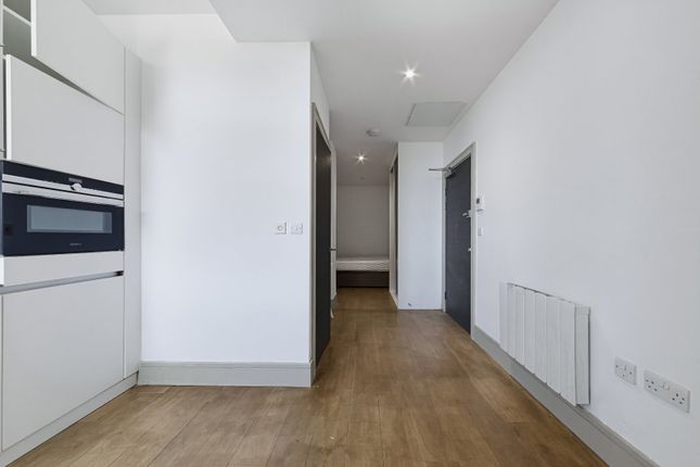 7, Philpot Street, London photo 3