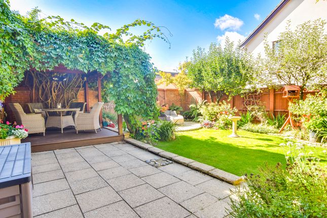 5, Brook View, Dunmow photo 3