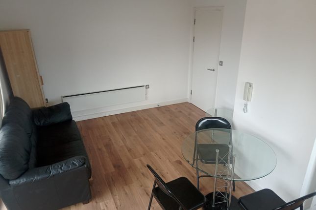 98 Napier Street, Sheffield photo 3