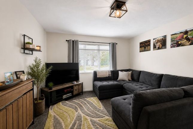 73, Northway, Gosport photo 2