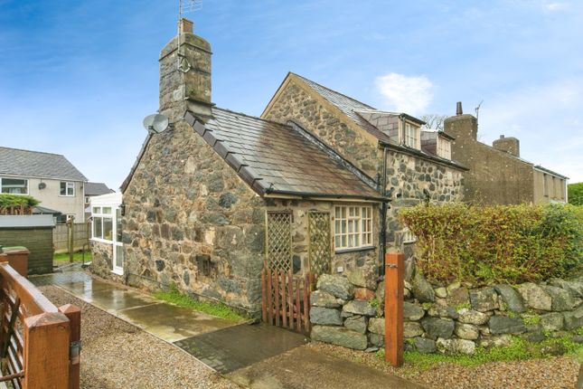 Thumbnail Cottage for sale in Y Ffor, Pwllheli, Gwynedd