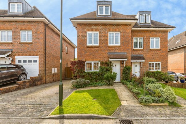 3-bed house on 6, Maddox Drive, Crawley, £550,000