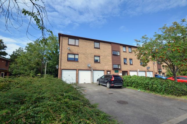 Thumbnail Flat for sale in Robins Close, Cowley, Uxbridge