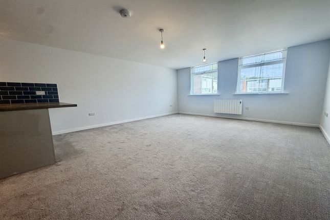 Flat 5/Atlantic House, Jengers Mead, Billingshurst photo 4