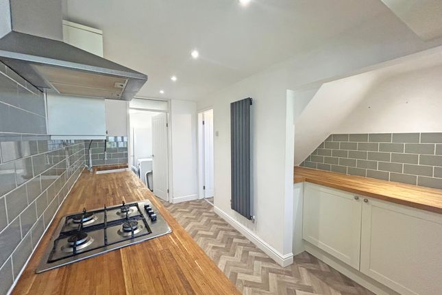 Spring Cottage, The Dale, Matlock photo 2