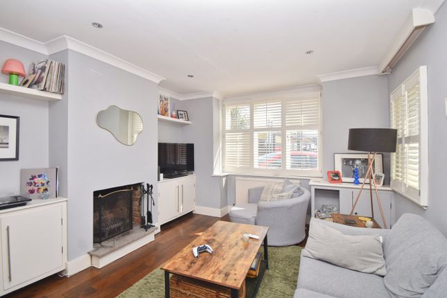 91, Molesey Road, Hersham photo 2