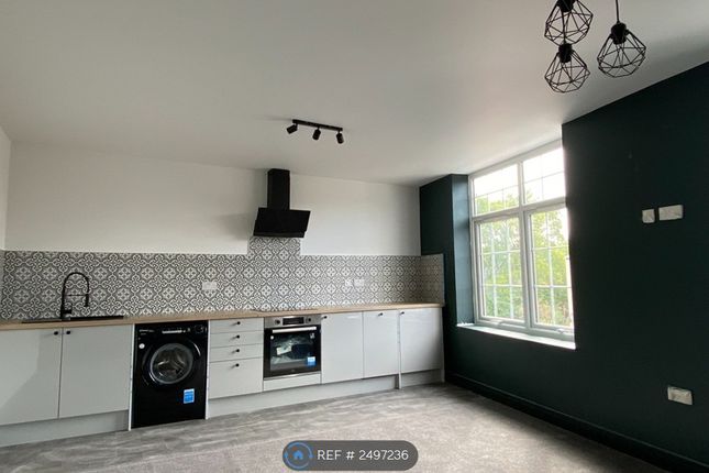 Kitchen / Living Room