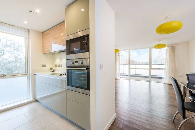 Flat for sale in Acton Gardens, Acton, London