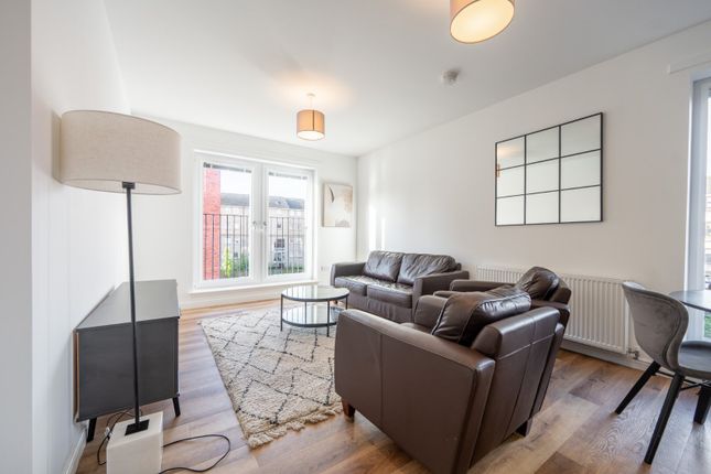 Flat 2/1, 10, Greenholme Street, Glasgow photo 2