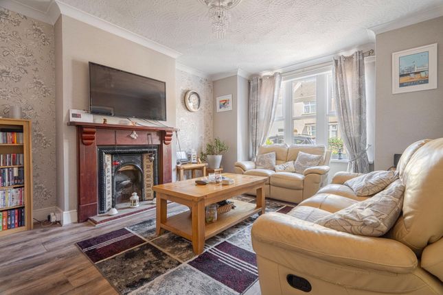57, Haward Street, LOWESTOFT photo 2
