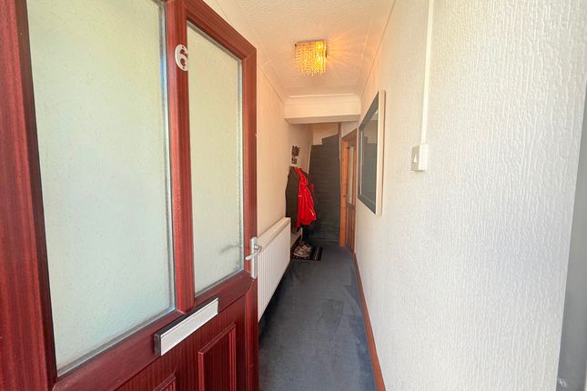 6 Llewellyn Street, Bridgend photo 2