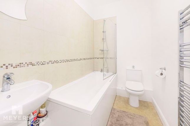 High East Street, Dorchester DT1, 1 bedroom flat for sale - 64404727 ...