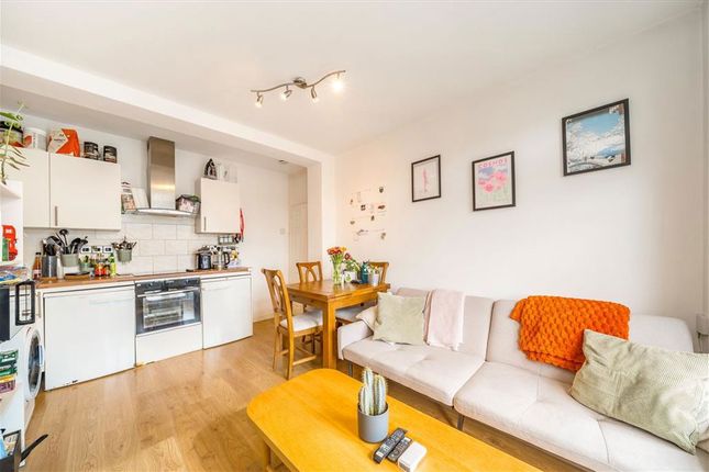 Flat 40, Constable House, Adelaide Road, London photo 2