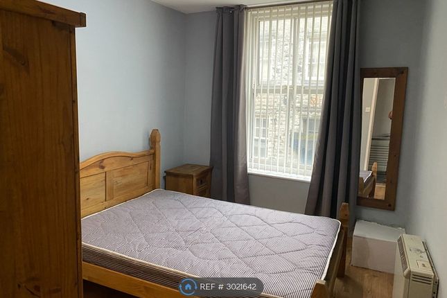 Flat, Market Street, Dalton-In-Furness photo 3