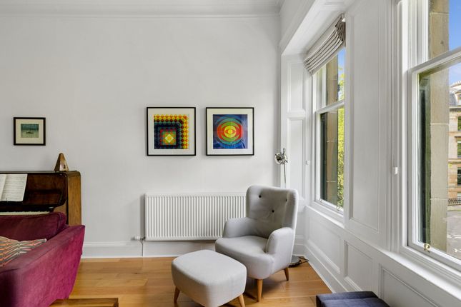 2/1 25 Athole Gardens, Glasgow photo 5