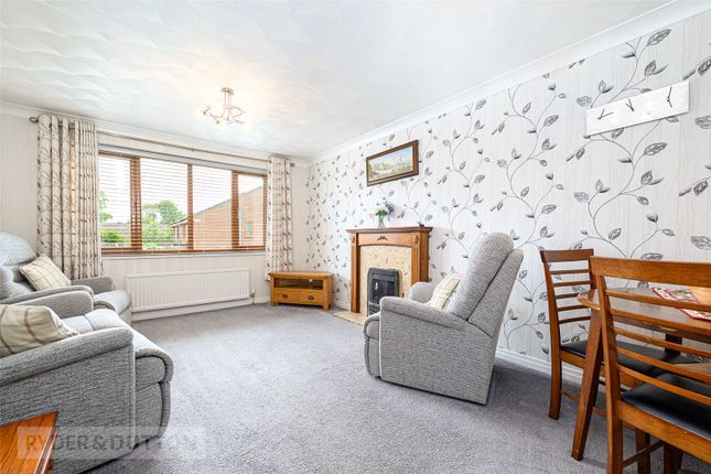 49, Buttermere Drive, West Yorkshire photo 2
