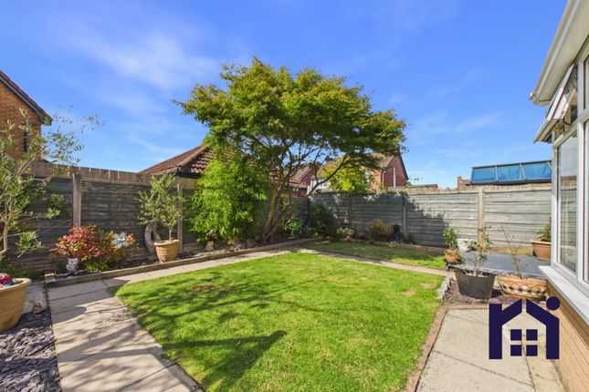 6 Carnoustie Drive, Chorley photo 4