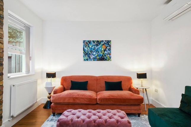 3 Victoria Grove, London photo 5