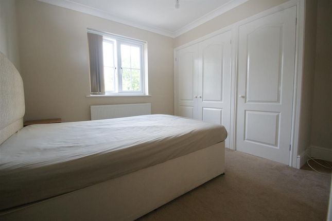 Rm 5, 44a, Anton Road, Andover photo 2