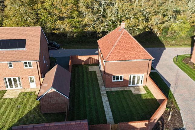 21, Poplar Walk, Kirdford photo 3