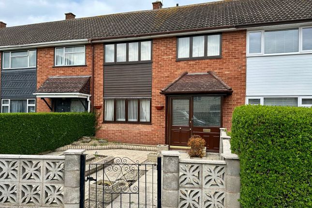 Thumbnail Terraced house for sale in Treago Grove, Hereford