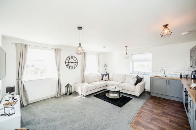 Flat for sale in Woodlands Village, Wakefield, West Yorkshire