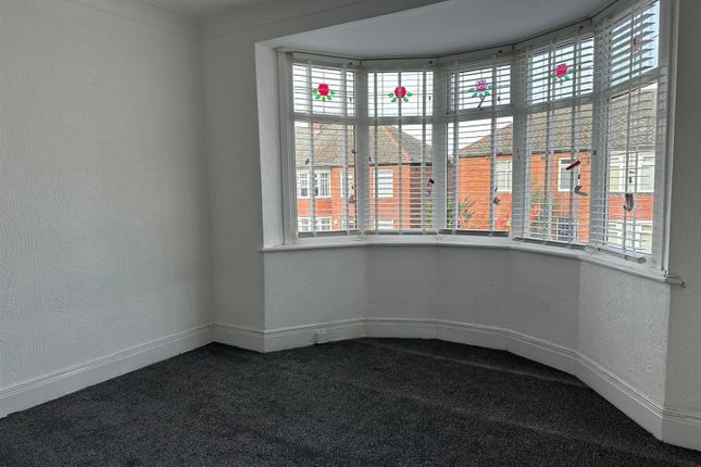 71, Moorhead, Newcastle upon tyne photo 2
