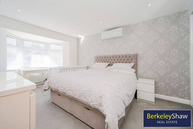 Stoneleigh Park, Thornton